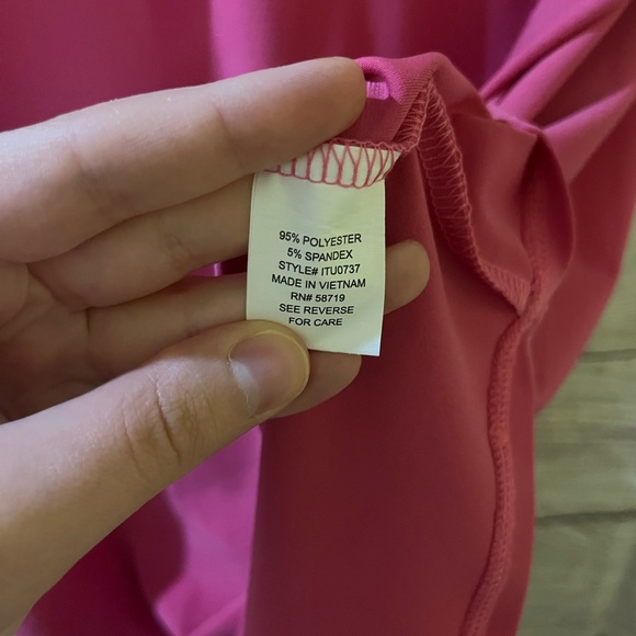 🤎3/$10 NY Collection Fuchsia Blouse Size Large - Picture 4 of 5